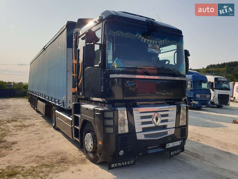 Тягач Renault Magnum 2008 в Львове