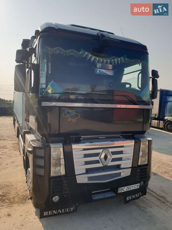 Тягач Renault Magnum 2008 в Львове