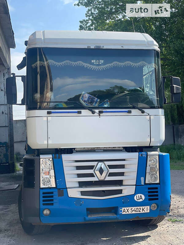 Тягач Renault Magnum 2006 в Днепре