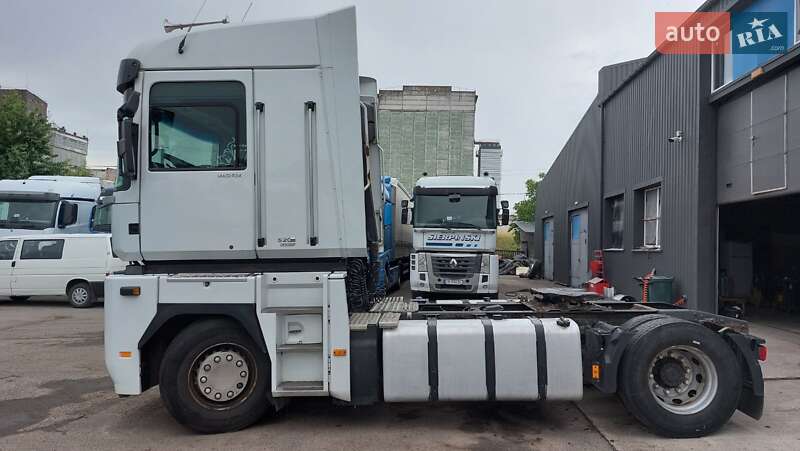 Тягач Renault Magnum 2012 в Чернигове