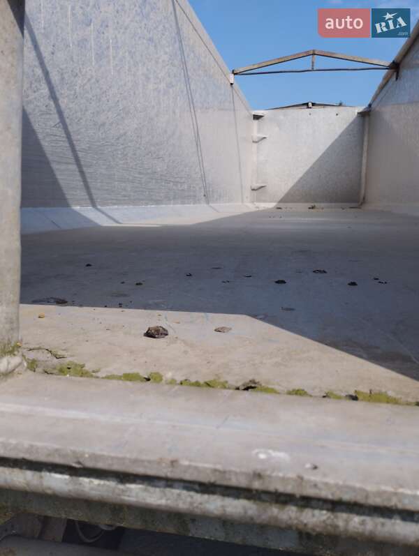 Тягач Renault Magnum 2004 в Лубнах