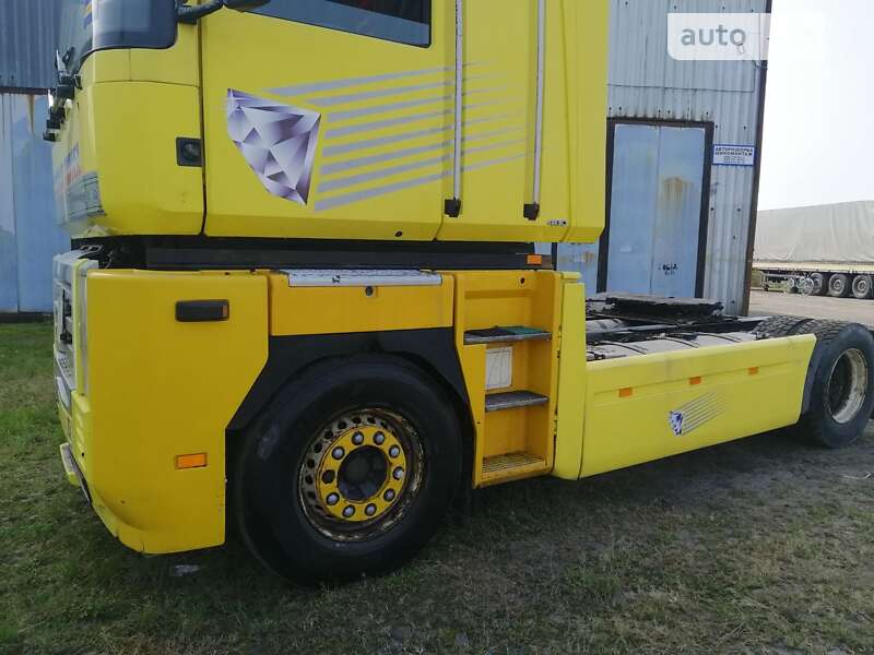 Тягач Renault Magnum 2005 в Рожище