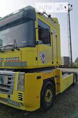 Тягач Renault Magnum 2005 в 