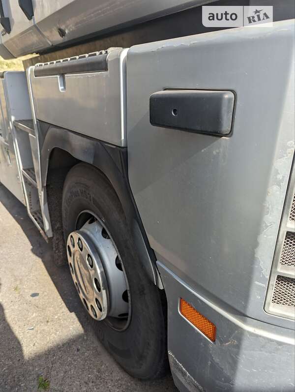 Тягач Renault Magnum 2003 в Запорожье