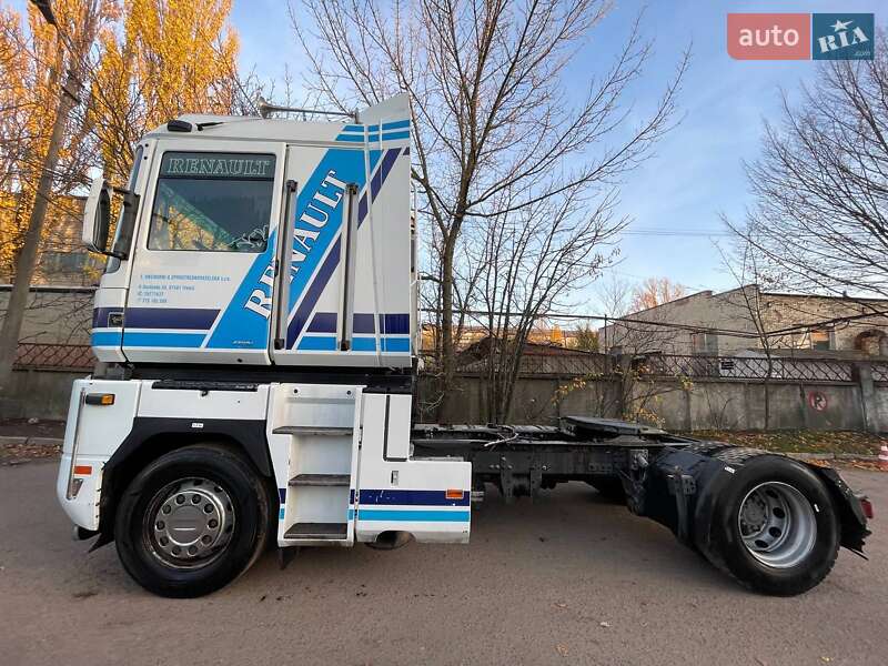 Тягач Renault Magnum 2006 в Києві