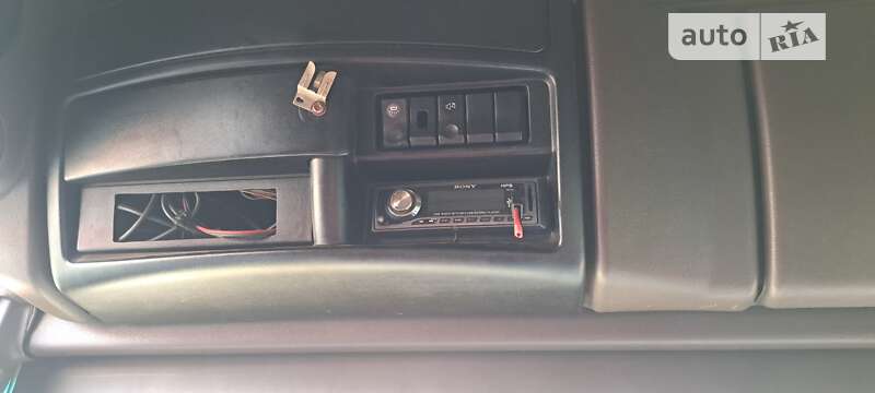 Контейнеровоз Renault Magnum 2005 в Одессе