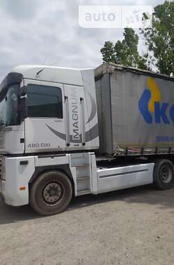 Тягач Renault Magnum 2012 в 