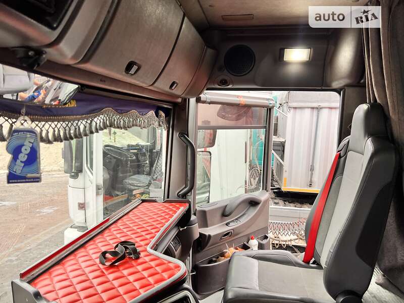 Тягач Renault Magnum 2005 в Киеве