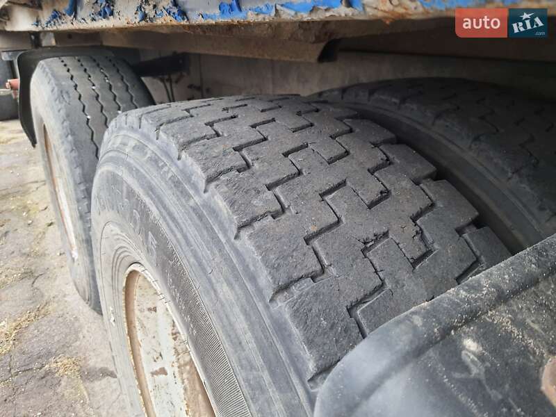 Контейнеровоз Renault Magnum 1998 в Миколаєві