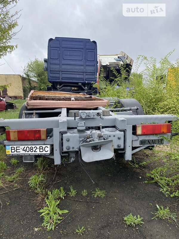 Контейнеровоз Renault Magnum 1997 в Южноукраинске