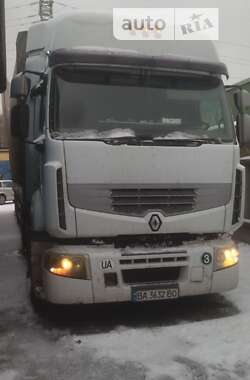 Тягач Renault Magnum 2006 в Вышгороде