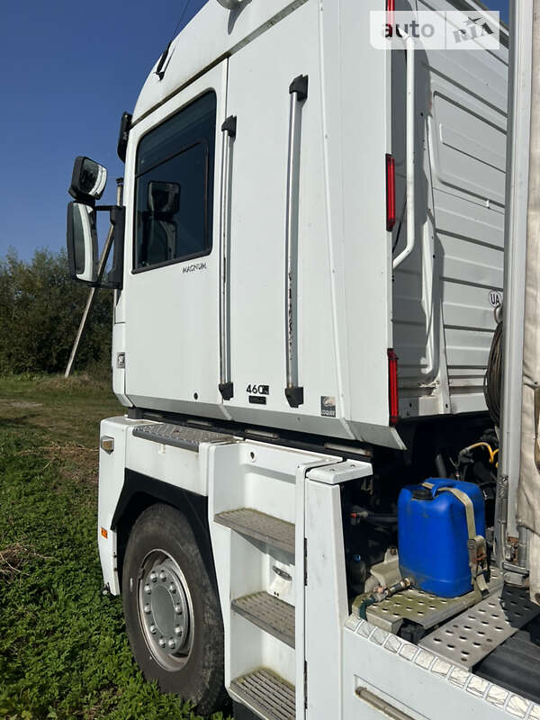 Тягач Renault Magnum 2009 в Коломые