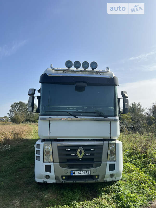 Тягач Renault Magnum 2009 в Коломые