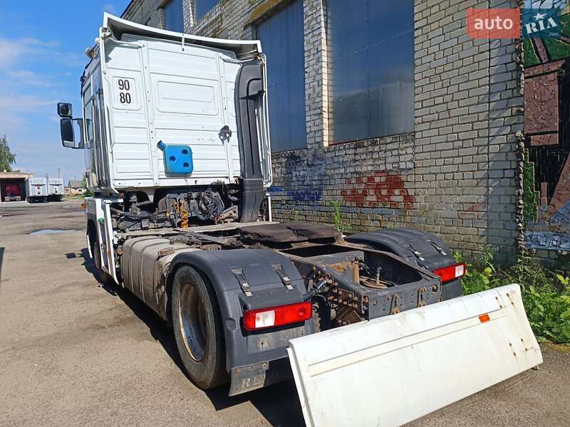 Тягач Renault Magnum 2007 в Ровно
