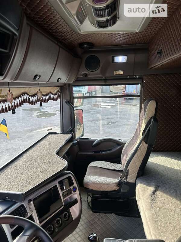 Зерновоз Renault Magnum 2006 в Нежине