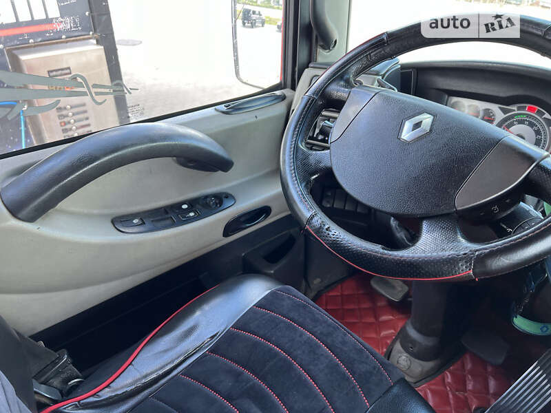 Тягач Renault Magnum 2009 в Овручі