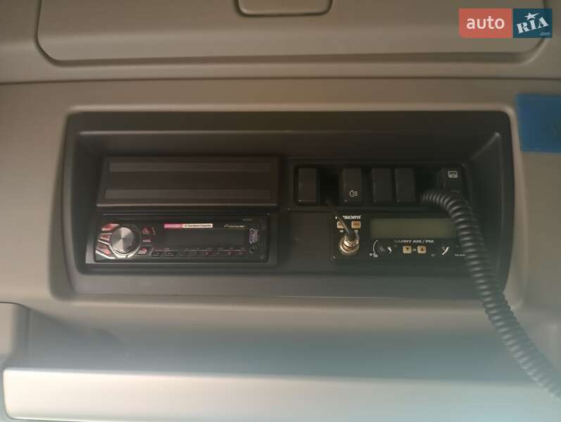 Тягач Renault Magnum 2012 в Львове