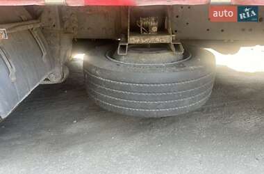 Грузовой фургон Renault Magnum 2003 в 