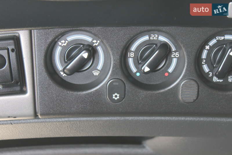 Тягач Renault Magnum 2010 в Хусті