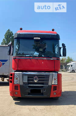 Тягач Renault Magnum 2012 в Ужгороде