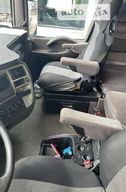 Тягач Renault Magnum 2007 в 