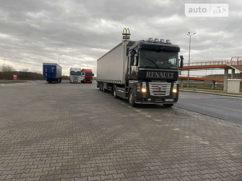 Тягач Renault Magnum 2008 в Львові