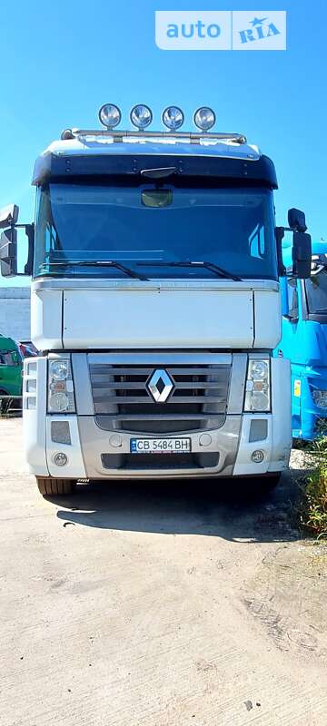 Тягач Renault Magnum 2011 в Чернигове