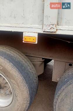 Зерновоз Renault Magnum 2002 в 
