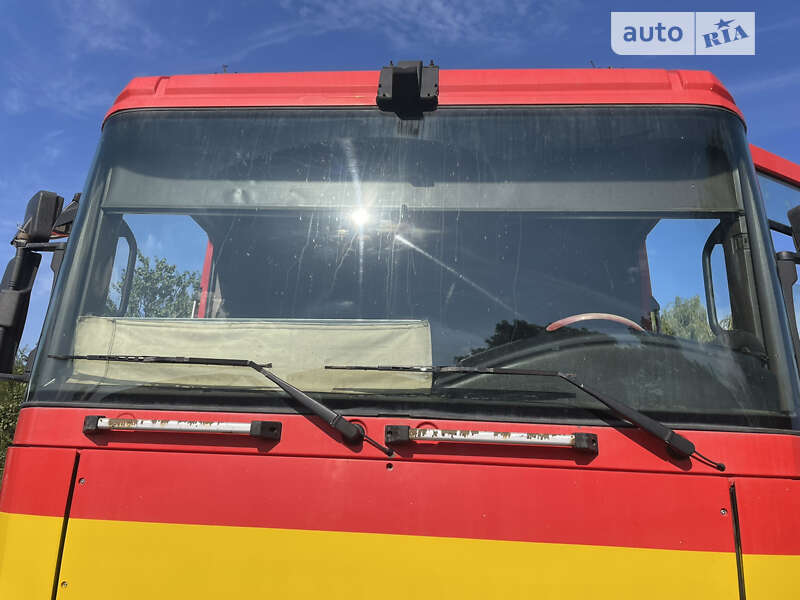 Тягач Renault Magnum 2007 в Новомосковську