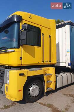 Тягач Renault Magnum 2012 в 