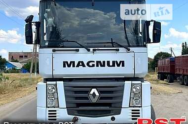 Зерновоз Renault Magnum 2002 в Николаеве