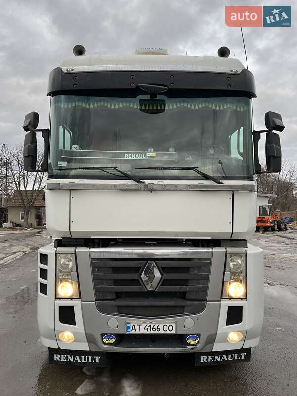 Тягач Renault Magnum 2008 в Надвірній