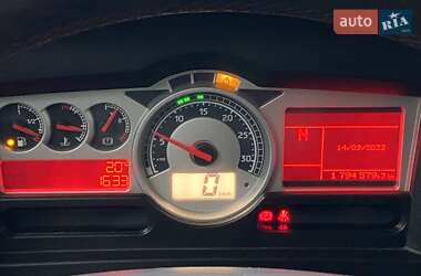 Тягач Renault Magnum 2011 в 