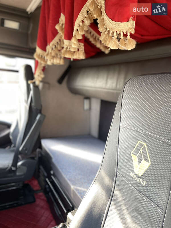 Самосвал Renault Magnum 2007 в Сарате