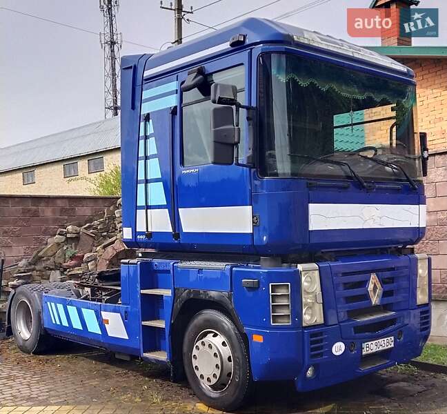 Renault Magnum 2002