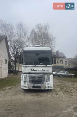 Тягач Renault Magnum 2010 в 