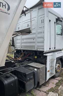 Тягач Renault Magnum 2007 в 