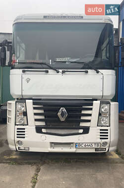 Тягач Renault Magnum 2004 в 