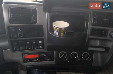 Тягач Renault Magnum 2009 в 