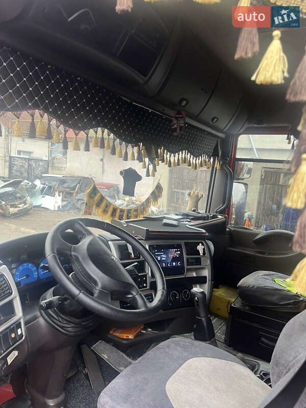 Тягач Renault Magnum 2004 в Балте