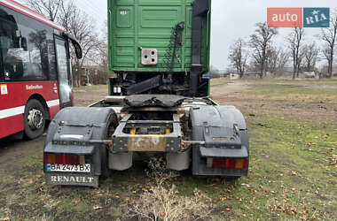 Тягач Renault Magnum 2003 в 