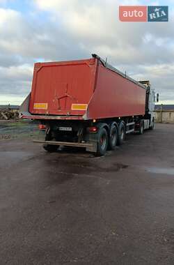 Тягач Renault Magnum 2008 в 