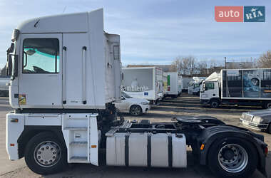Тягач Renault Magnum 2012 в 