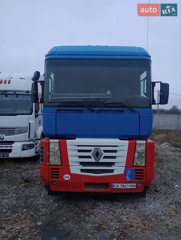 Renault Magnum 2003