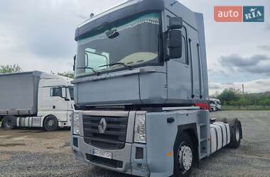 Тягач Renault Magnum 2010 в Іршаві