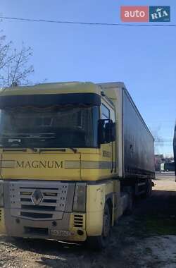 Тягач Renault Magnum 2003 в Тячеве