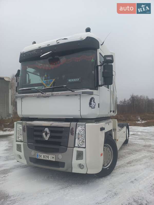 Тягач Renault Magnum 2011 в Рокитном