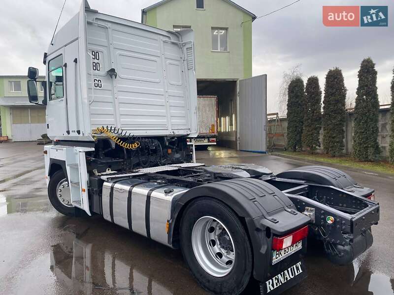 Тягач Renault Magnum 2011 в Ровно
