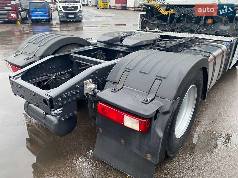 Тягач Renault Magnum 2011 в Ровно