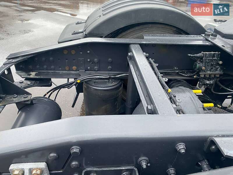 Тягач Renault Magnum 2011 в Ровно